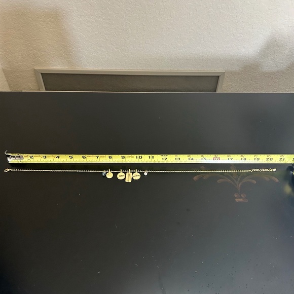 Friendship Charm Necklace. NIB - Picture 5 of 5